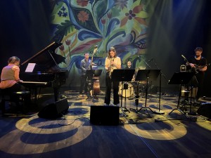 Jazz i Malmö 50 år/Jazzfest med grupperna Karolina Almgrens Färdas & Leijonhufvud trio